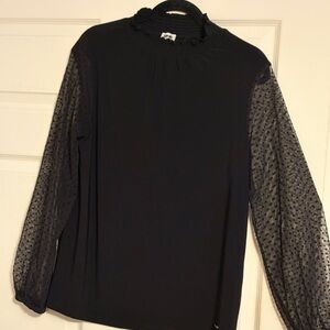 Black elegant top